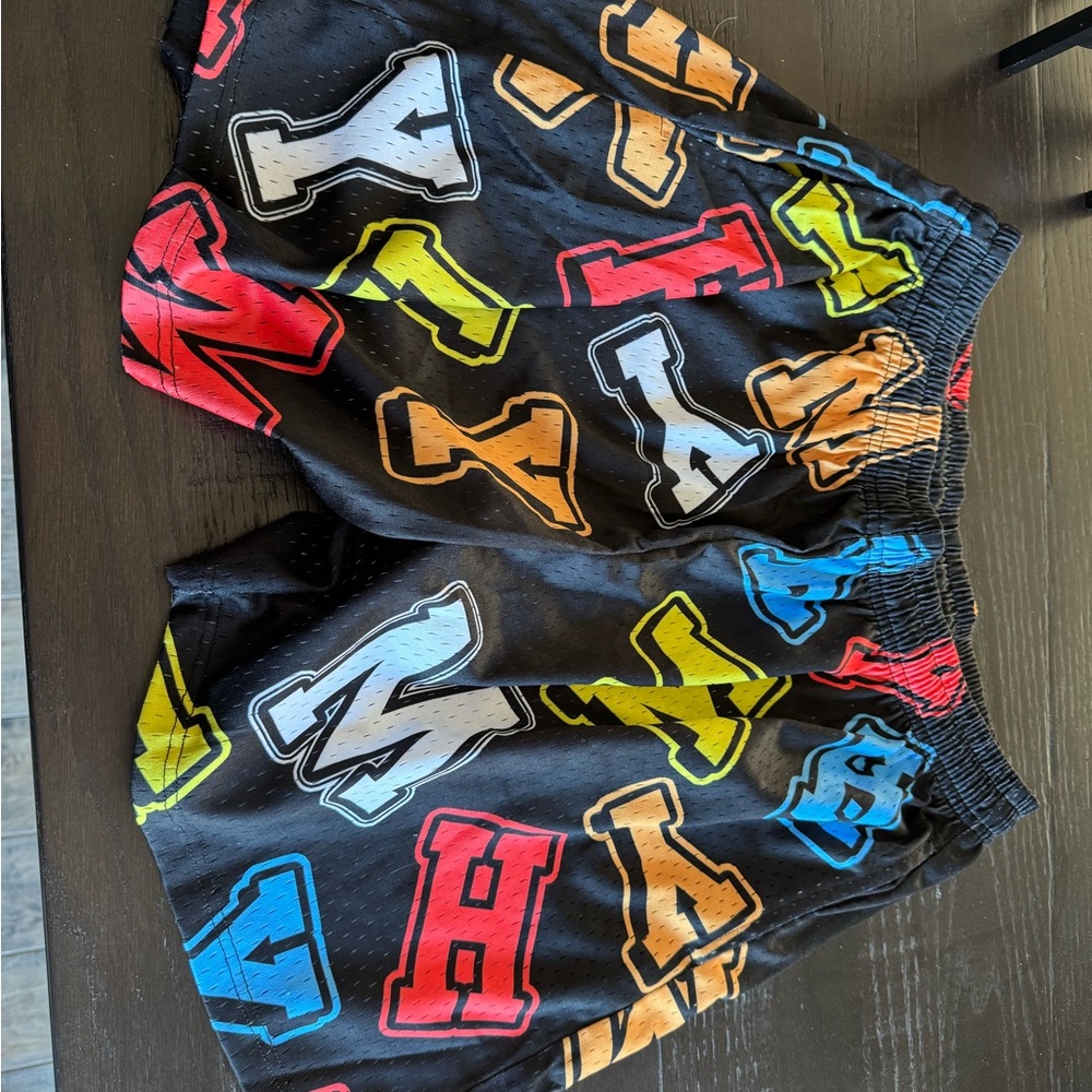 Colorful Letter Print Shorts, size XL